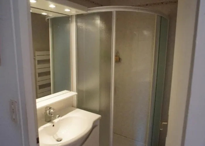 Ferienhaus Maison 6 Pers A 300m De La Clemenceau, Terrasse Plein Sud, Proche Commodites - Sur - Fr-1-194-374 *